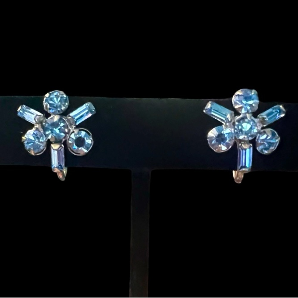 Vintage Dainty Corn Flower Blue Crystal Screw Back Earrings